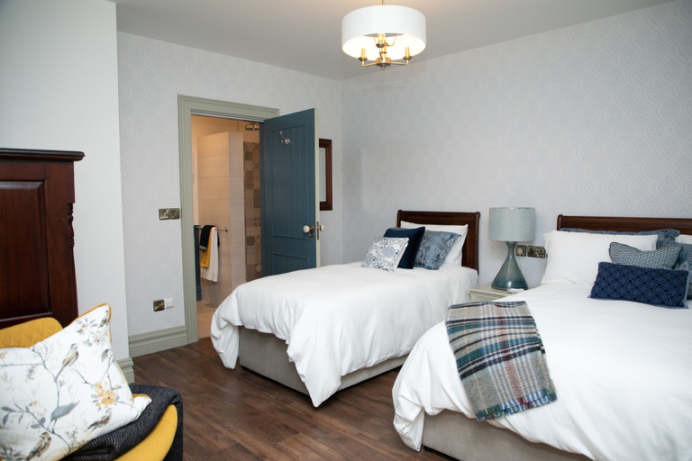 Bedroom 3, Luxury Castle Lodge