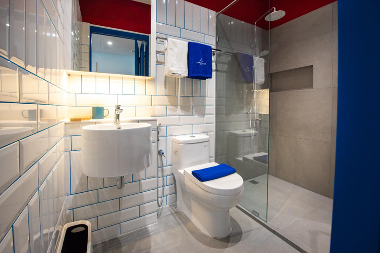 Bathroom 2, Airdence, Kota Kinabalu