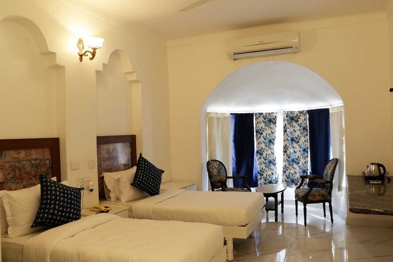Bedroom 3, Hotel Meera, Udaipur