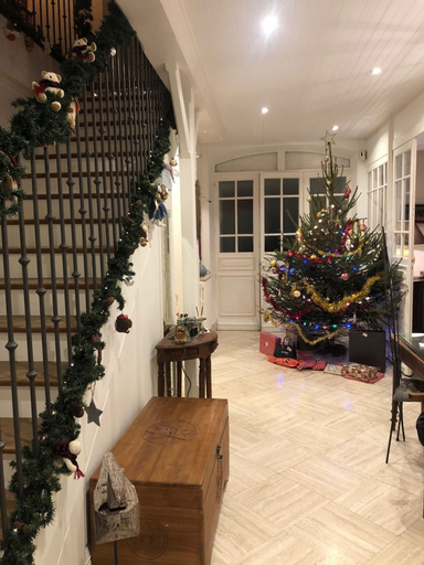 Public Area, Suite en Terrasse a Cognac, Charente