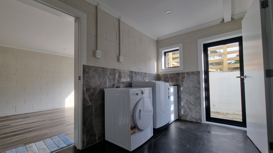 Public Area 3, Hideout at Matua Kumeu, Rodney