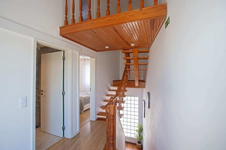 Public Area, GuestReady - Amor & Mar, Almada