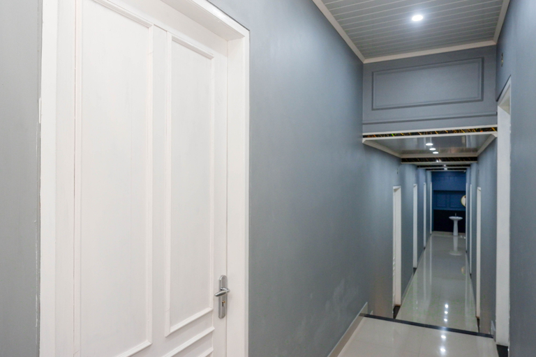Public Area 3, Urbanview Hotel Umbrella Dieng by RedDoorz, Wonosobo