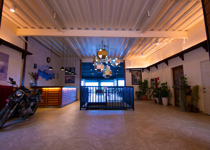 Public Area, Leuchtturm Resort, Boljoon