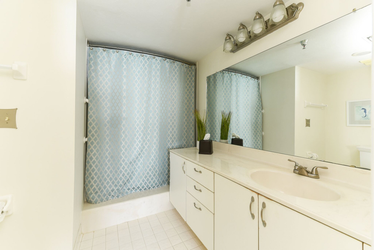 Bathroom 4, Daytona Peaceful Paradise 1804, Volusia