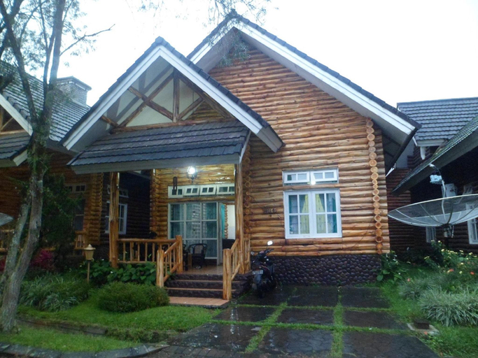 Others 5, Villa Kota Bunga Camelia, Cianjur