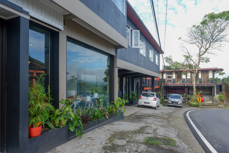 Exterior & Views 2, Urbanview Hotel Umbrella Dieng by RedDoorz, Wonosobo