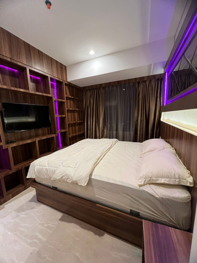 Bedroom 5, Apartment Podomoro City Deli, Medan