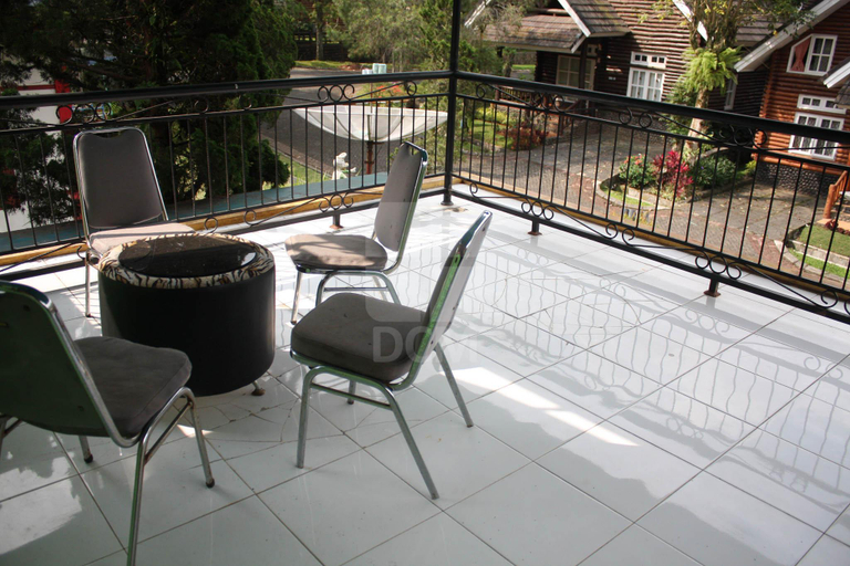 Others 5, Villa Kota Bunga Camelia, Cianjur