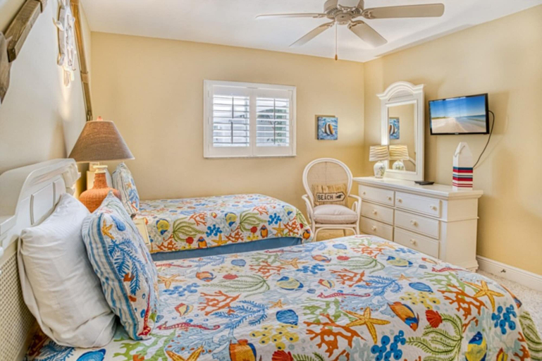 Bedroom 3, Island Beach Club #220C, Lee