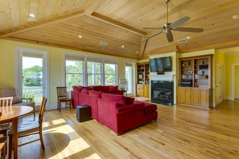 Public Area 2, 449 Tarpon Blvd, Beaufort