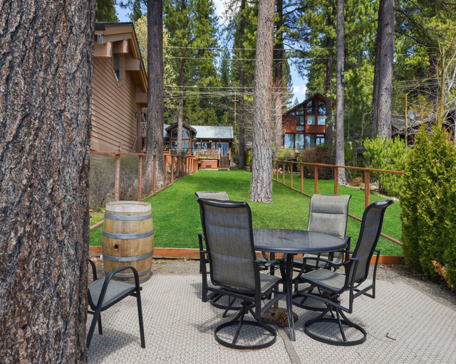 Food & Drinks 5, Incline Village Tranquility, Washoe