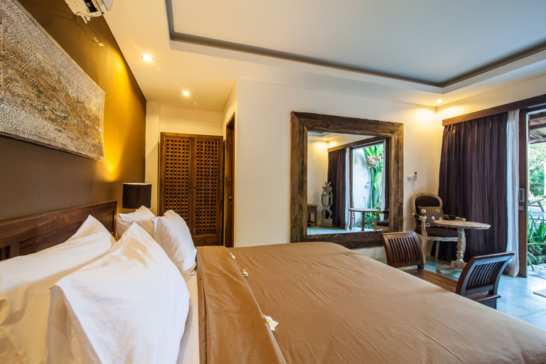 Bedroom 3, Traditional Teak Joglo Tropical Gardens, Badung