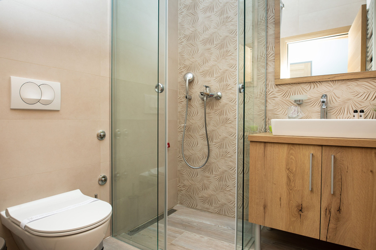 Bathroom 5, Nordic Resort, Novi Sad