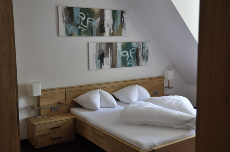 Bedroom 12