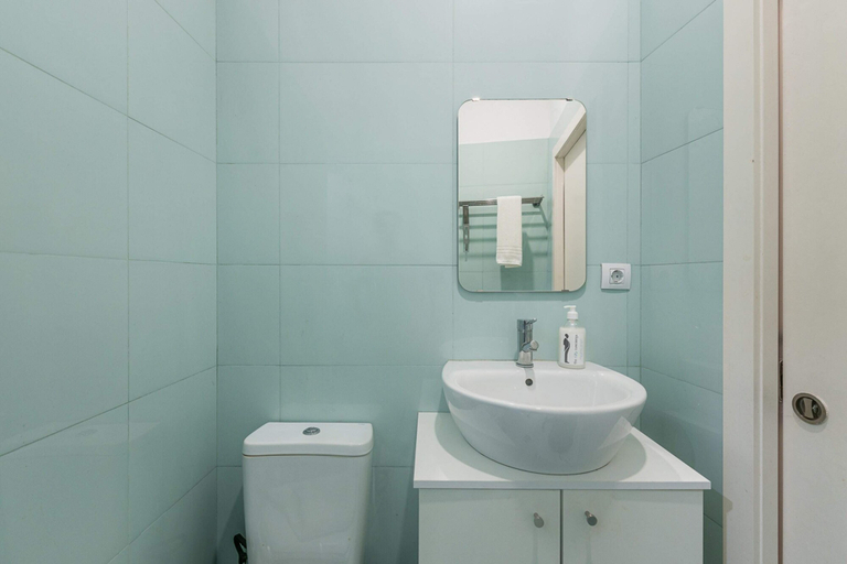 Bathroom 4, GuestReady - Bella's Downtown Apartment, Porto