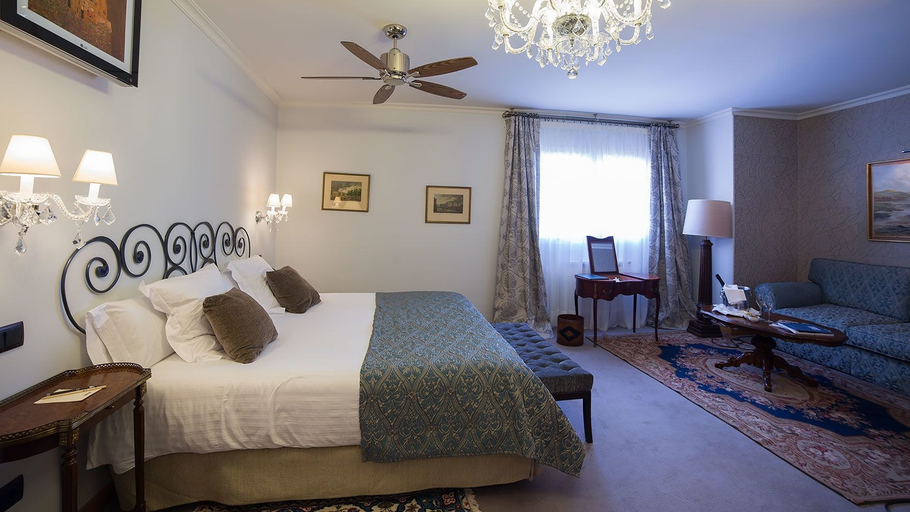 Bedroom 3, Los Cinco Enebros Hotel & Spa by Bossh! Hotels, Madrid