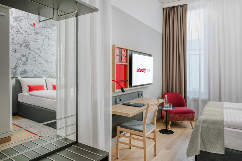 Bedroom 15