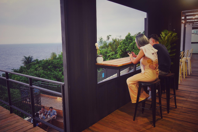 Others 3, Begin Inn, Pingtung