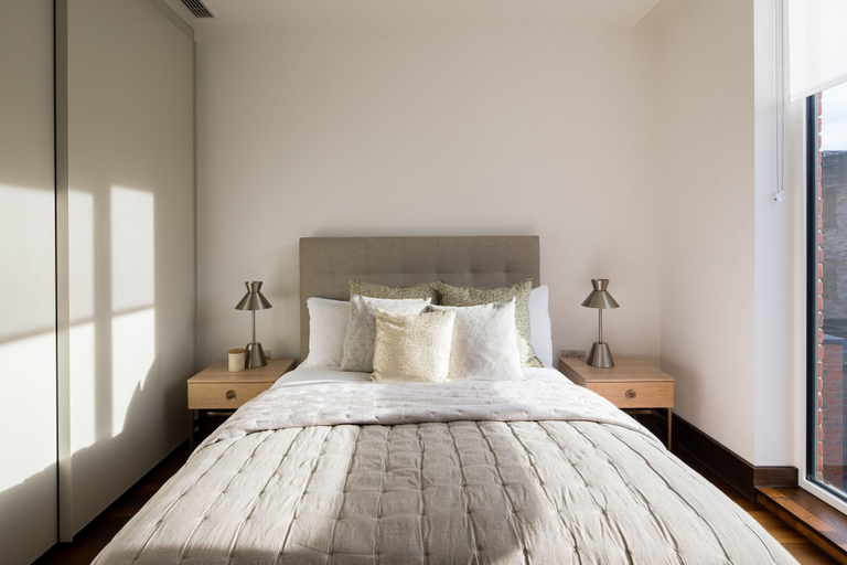 Bedroom 4, Hessian Marble, London