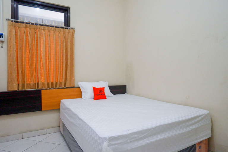Bedroom 3, KoolKost Syariah @ Jalan Juanda Solo (Minimum Stay 6 Nights), Solo