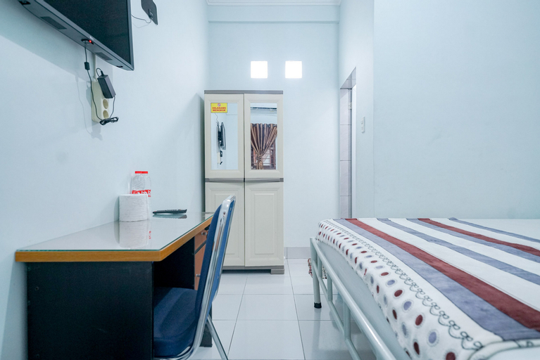 Bedroom 3, KoolKost @ Jalan Gaperta Medan (Minimum Stay 6 Nights), Medan