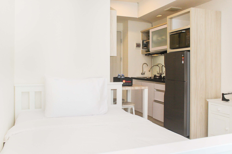 Bedroom 1, Nice And Enjoy Studio At Grand Kamala Lagoon Apartment, Bekasi