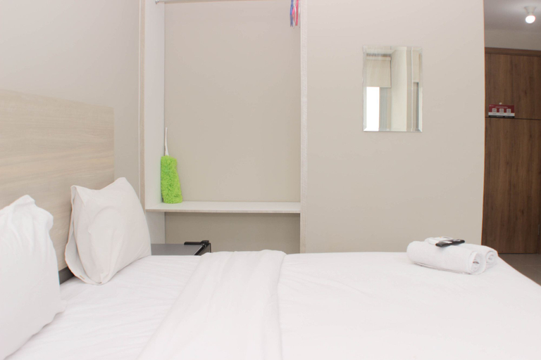 Bedroom 4, Cozy Studio at LRT City Jatibening Apartment By Travelio, Bekasi
