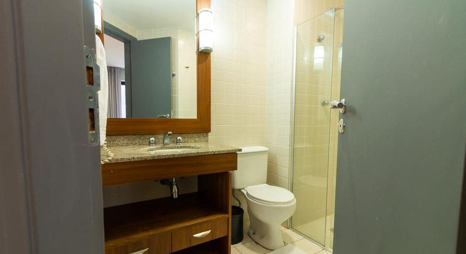 Bathroom 3, Studio com Academia e Sauna Perto do Aeroporto, São Paulo