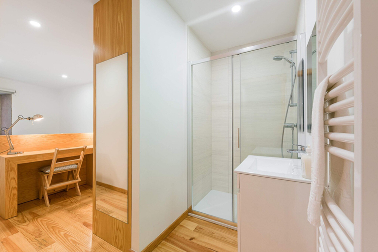 Bathroom 4, GuestReady - Green Bay Garden, Porto