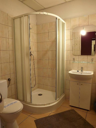 Bathroom 5, Aparthotel Maria, Kraków City