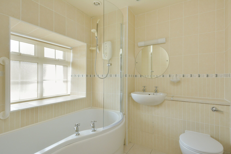 Bathroom 3, Melfort House, Argyll and Bute