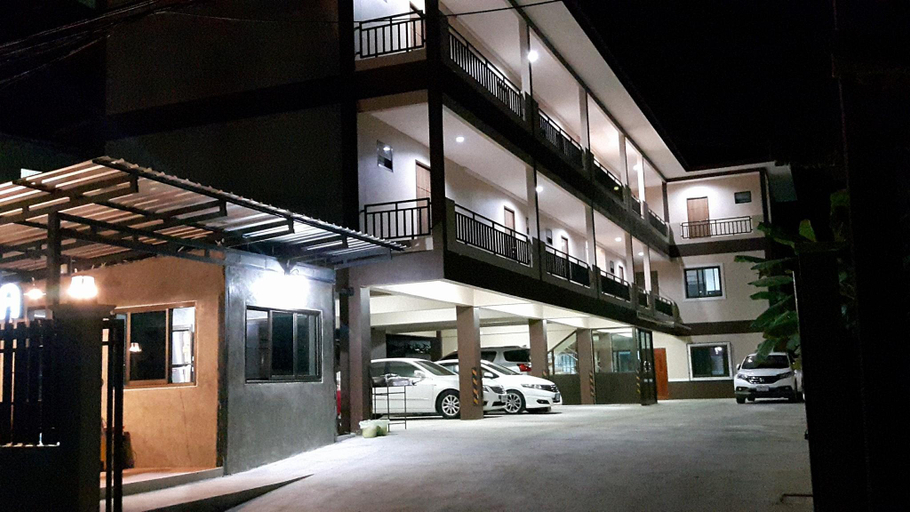 Public Area, Pk park, Si Racha