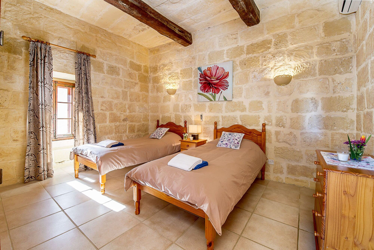 Bedroom 3, Ponderosa Holiday Home