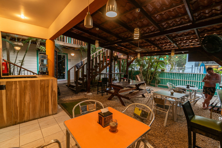 Food & Drinks 3, Tramonto ROJO Santa Teresa Guest House, Puntarenas