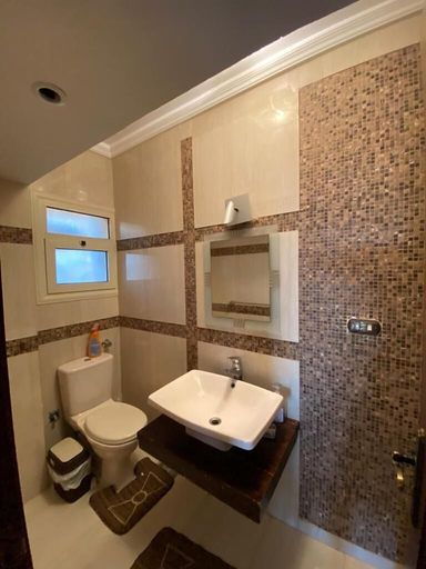 Bathroom, Villa Omraa El Behar, Burj al-'Arab