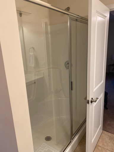 Bathroom 4, Beautiful Townhome Downtown Charlotte, Mecklenburg