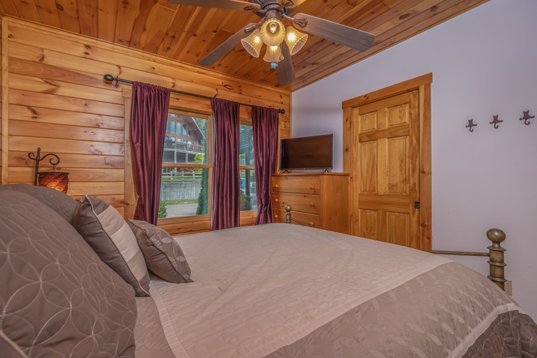 Bedroom 3, Cedar Shores Villa 09, Garrett