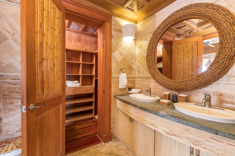 Bathroom 5, Two Ocean View Caleton Villas in CapCana, Salvaleon de Higuey