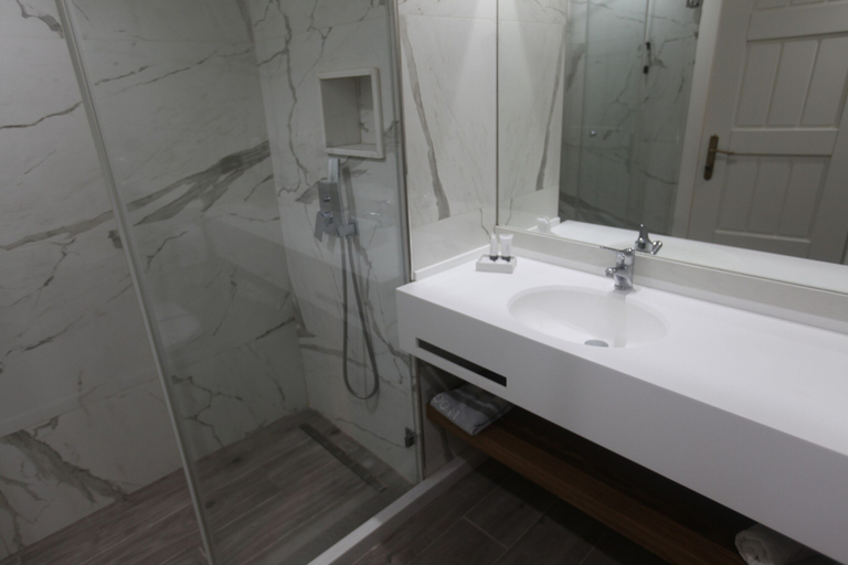 Bathroom 4, Llogora Tourist Village, Vlorës