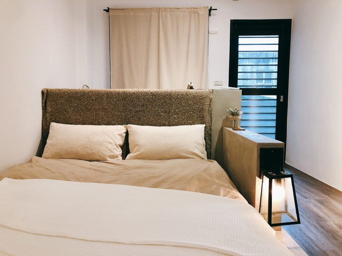 Bedroom 1, Back Home, Tainan
