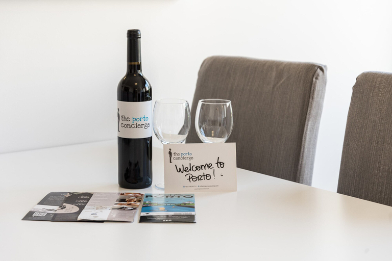 Food & Drinks, GuestReady - Sea Breaking View, Matosinhos