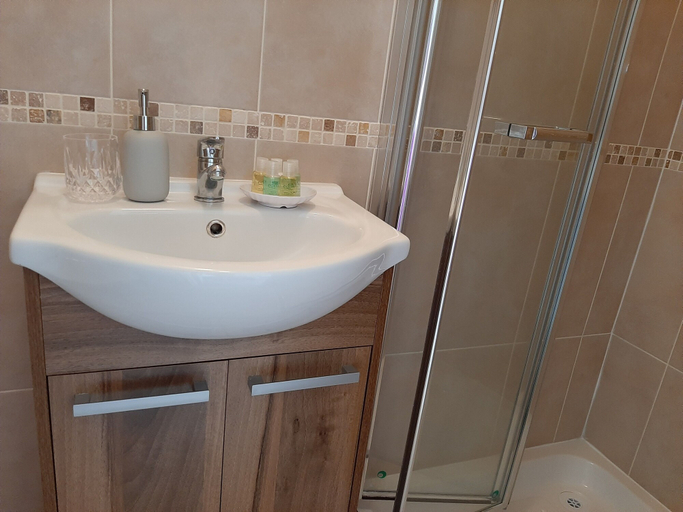 Bathroom 3, Abhainn Ri Farmhouse B&B
