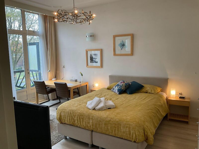 Bedroom 2, Plato by Hofstad Studios, The Hague
