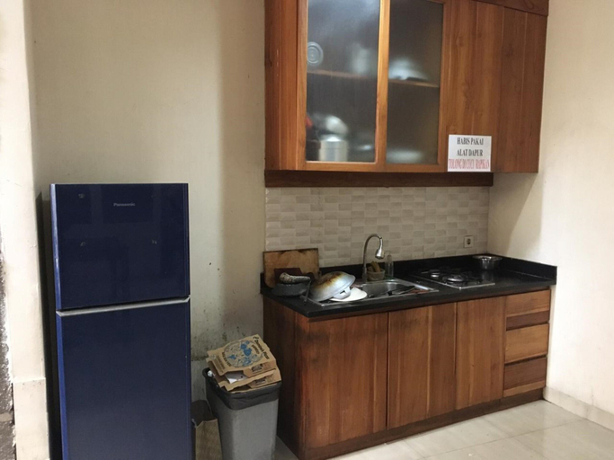 Others 3, F4 Syariah Residence, South Jakarta
