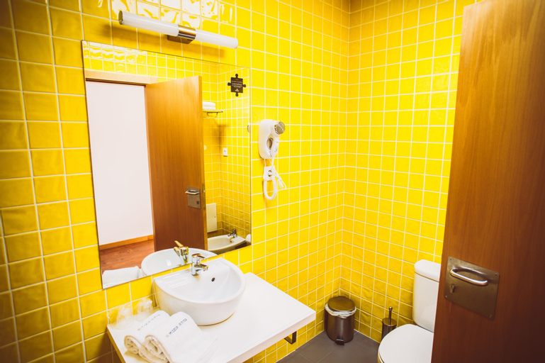 Bedroom 4, Puzzle Suites B&B, Figueira da Foz