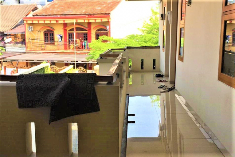 Others 5, F4 Syariah Residence, South Jakarta