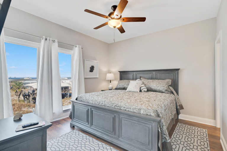 Bedroom 4, Wavelink West, Baldwin
