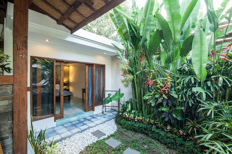 Exterior & Views 2, Traditional Teak Joglo Tropical Gardens, Badung