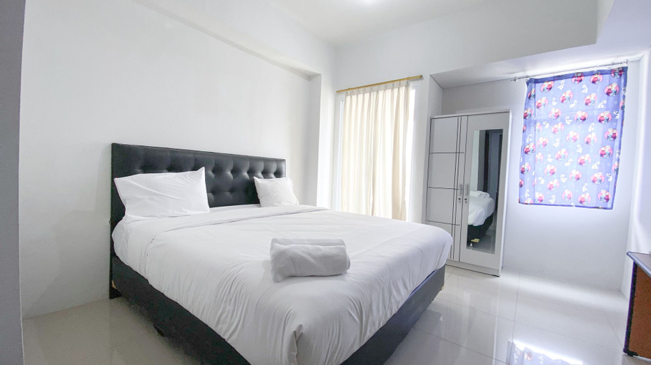 Fully Furnished and Comfy Studio Apartment Vittoria Residence By Travelio, Jakarta Barat